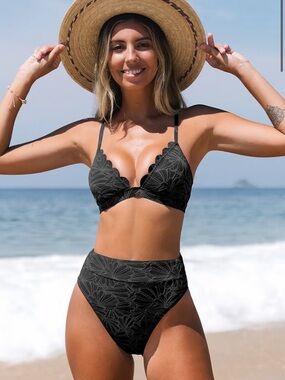 CUPSHE Women's Black Scalloped High-Waist Bikini Set M NWT
